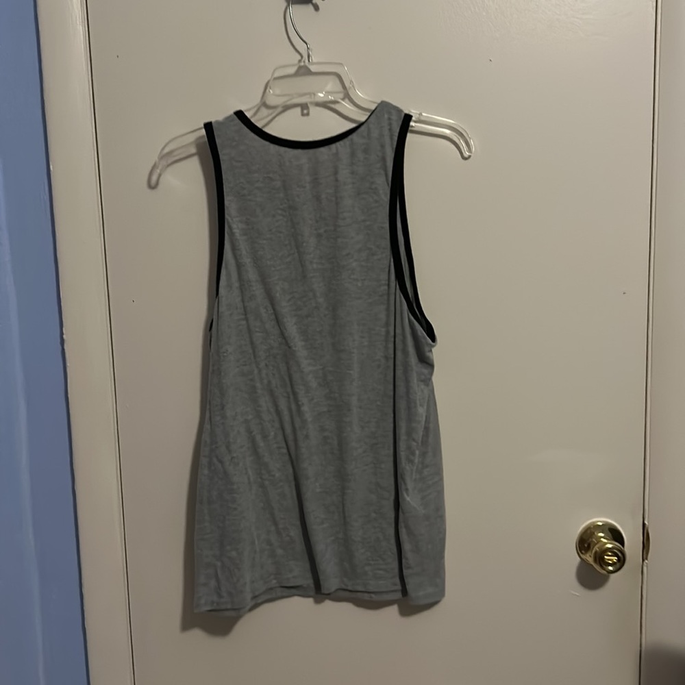 Mighty Morphing Power Rangers M Gray Power Rangers Tank Top - Picture 2 of 9
